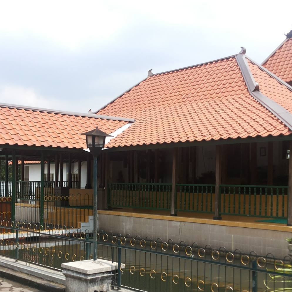 Masjid Jami Plosokuning