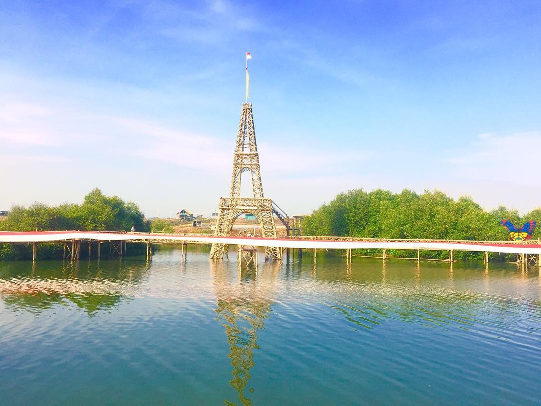 pantai pasir kadilangu