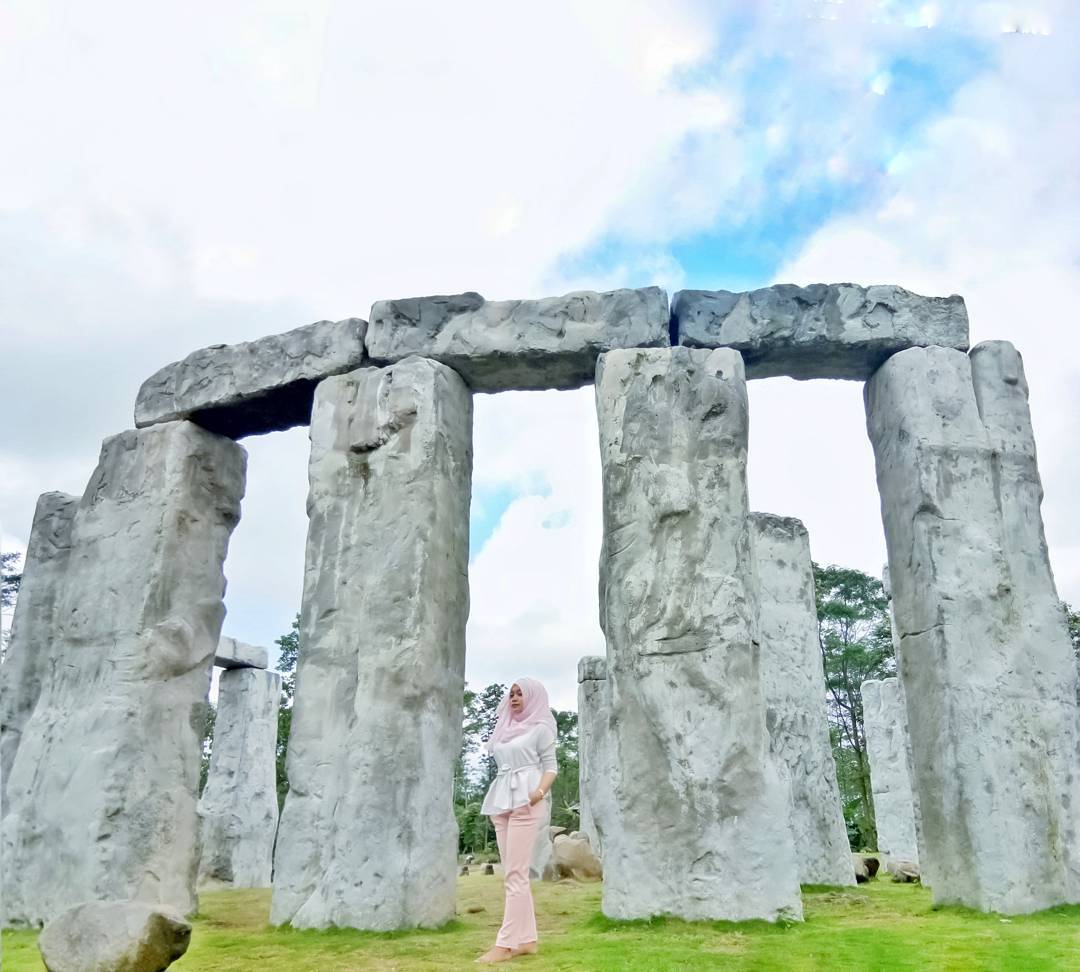 Stonehenge Jogja