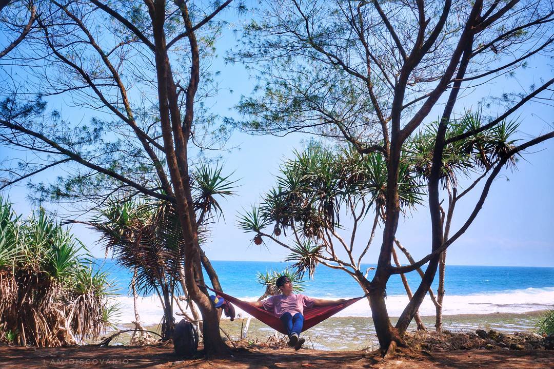 Pantai Porok Gunungkidul Yogyakarta Tugu Wisata