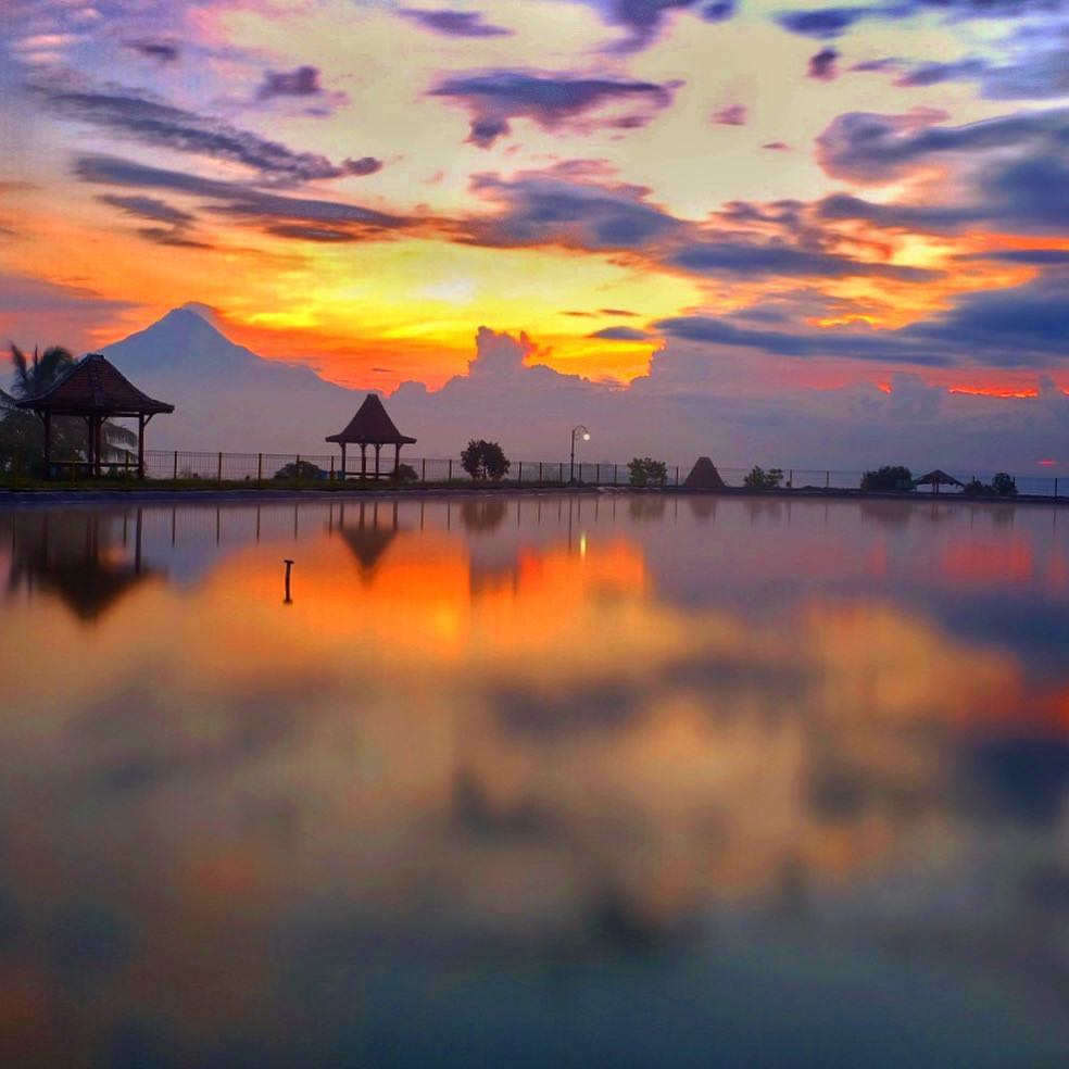 Embung Banjaroya Tugu Wisata