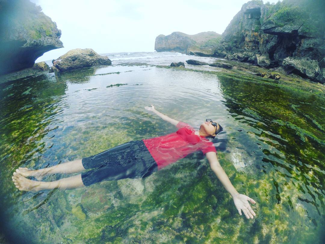 Pantai Ngluen Yogyakarta Tugu Wisata