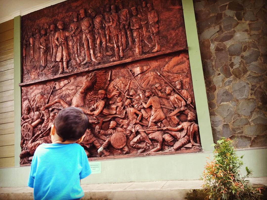 Monumen Sasana Wiratama Pangeran Diponegoro Tugu Wisata