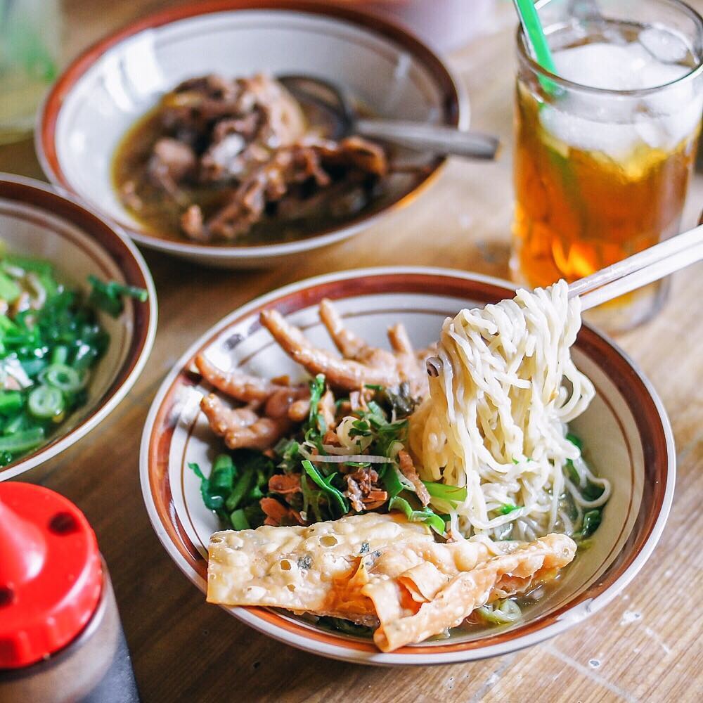 Mie Ayam Pak Waldi Tugu Wisata