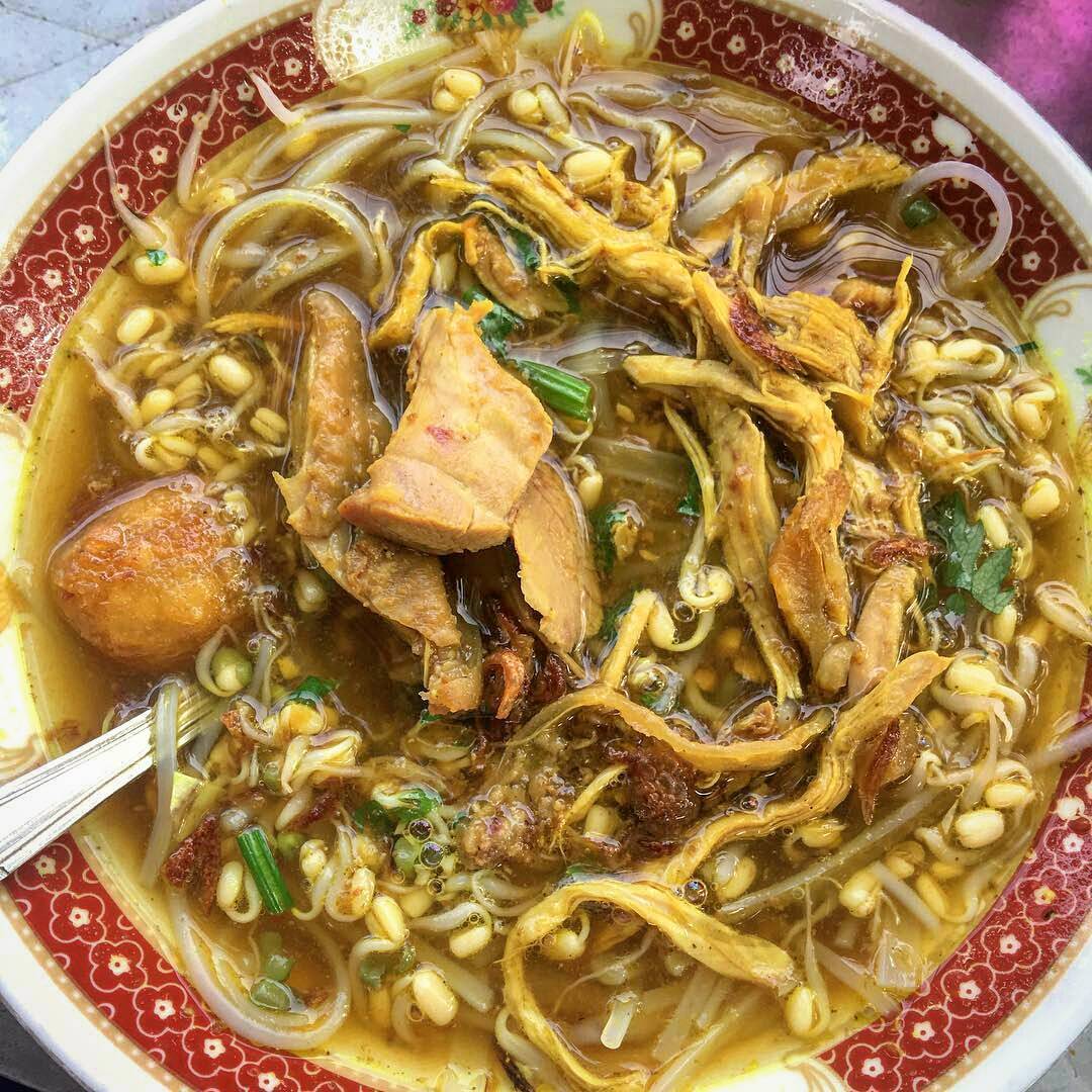 Soto Pak Dalbe Tugu Wisata