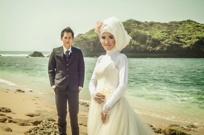 spot prewedding jogja pantai sadranan