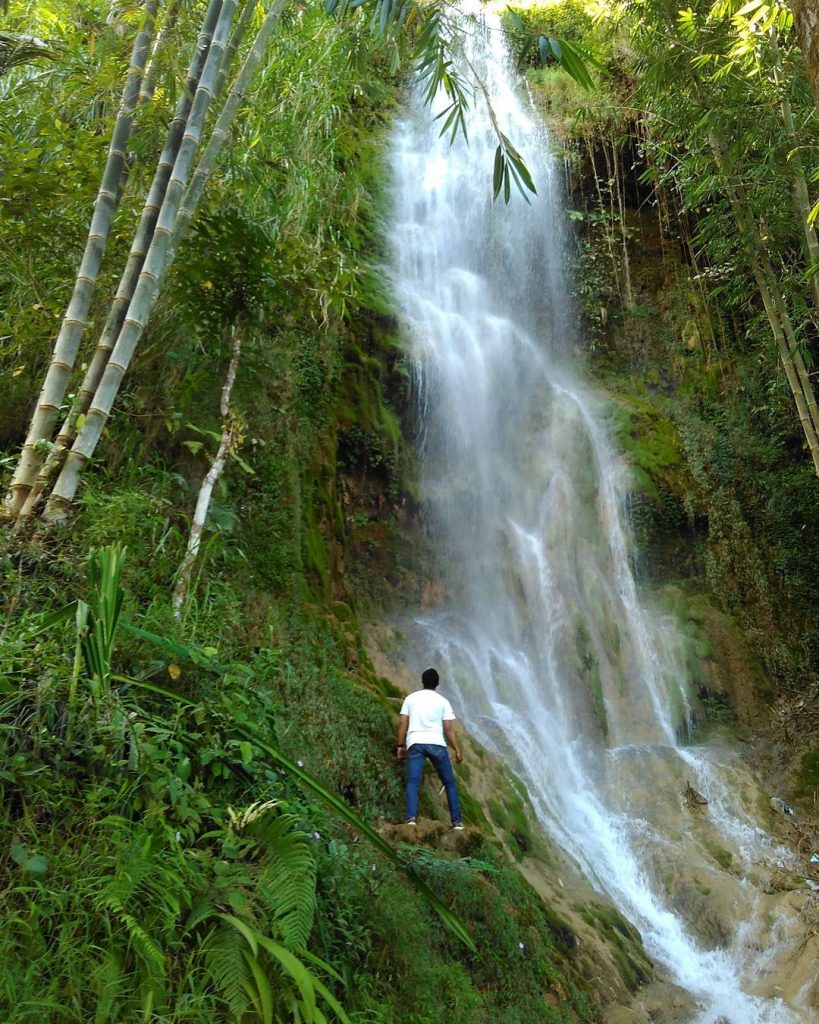 curug sigembor tugu wisata