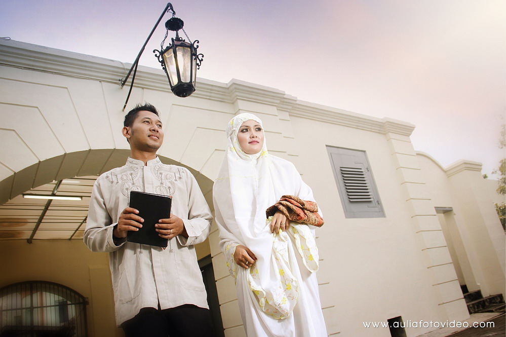 spot prewedding jogja outdoor benteng vredeburg