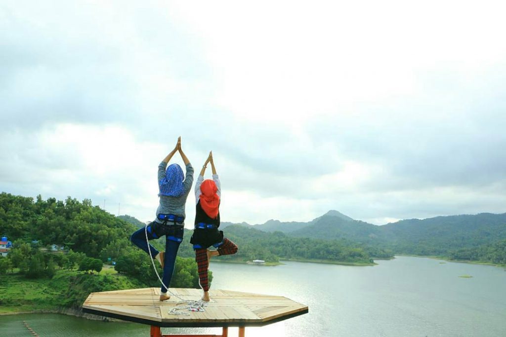 bukit jangkang hill tugu wisata