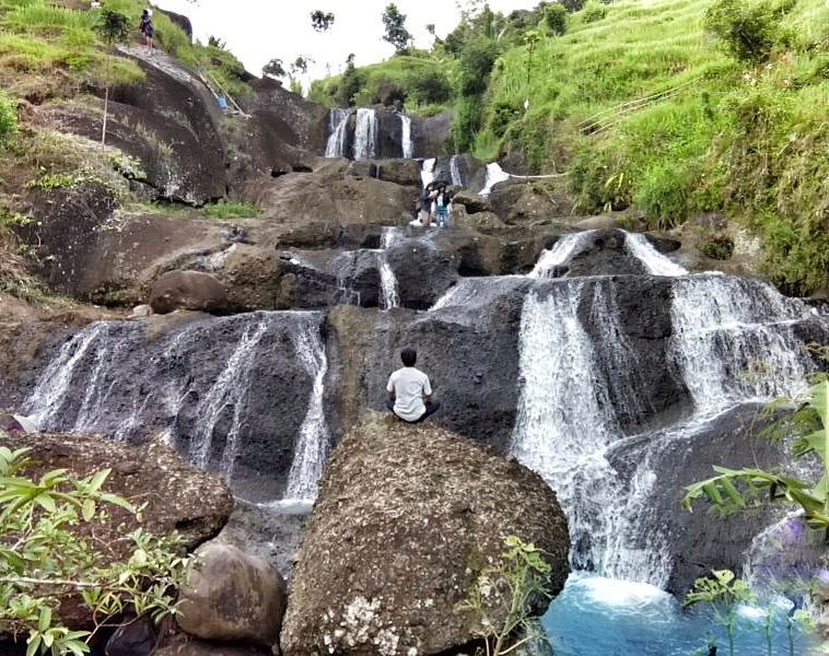 air terjun kedung kandang