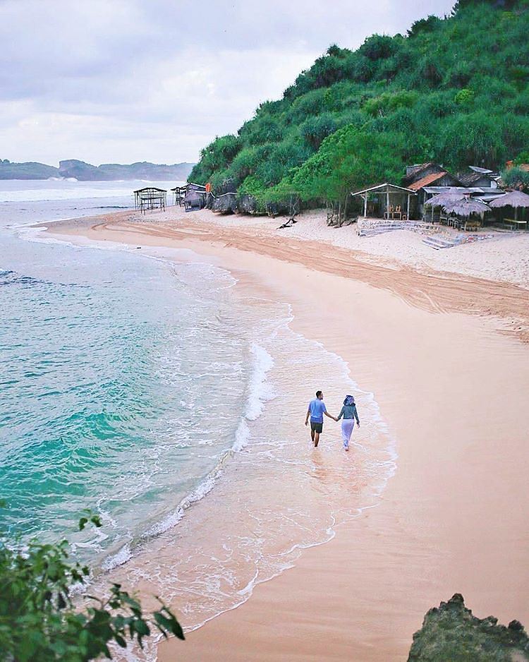 pantai ngandong gunungkidul