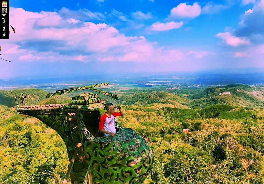 WATU GOYANG: SPOT SUNSET DI IMOGIRI BANTUL INI INSTAGRAMABLE! - Tugu Wisata