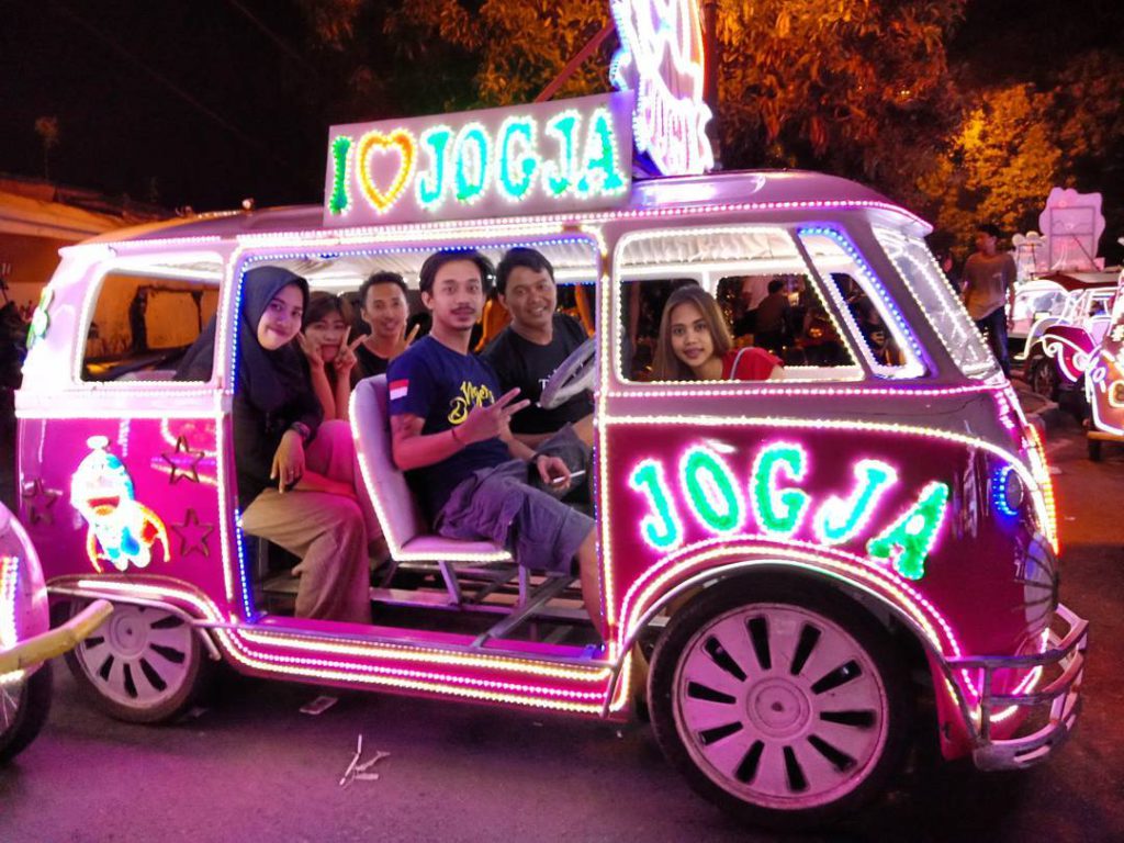 Tempat Wisata Keluarga Paling Mengesankan di Jogja - Alun-alun Kidul