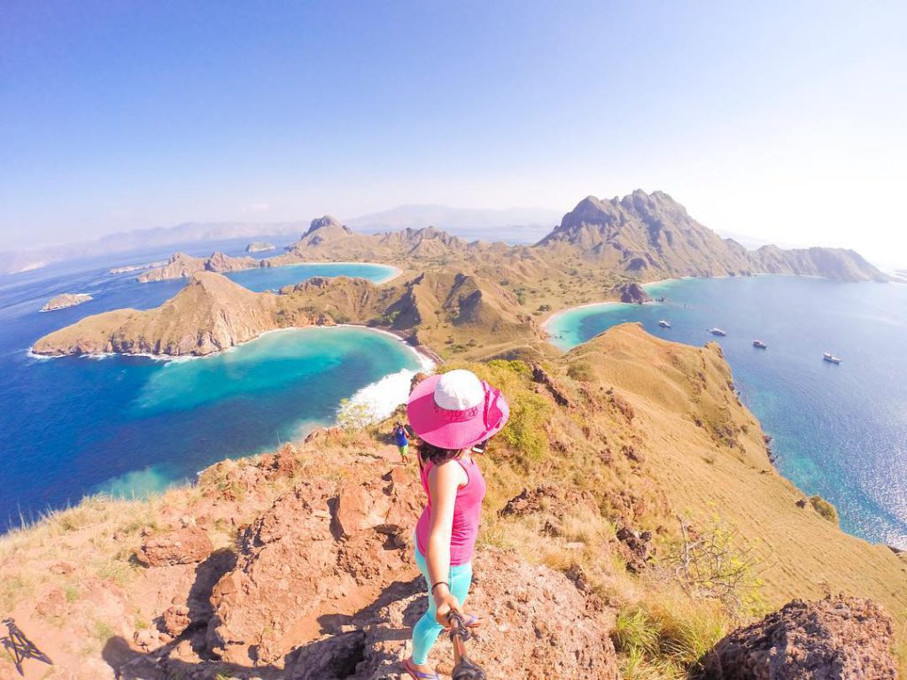 paket tour komodo one day tour